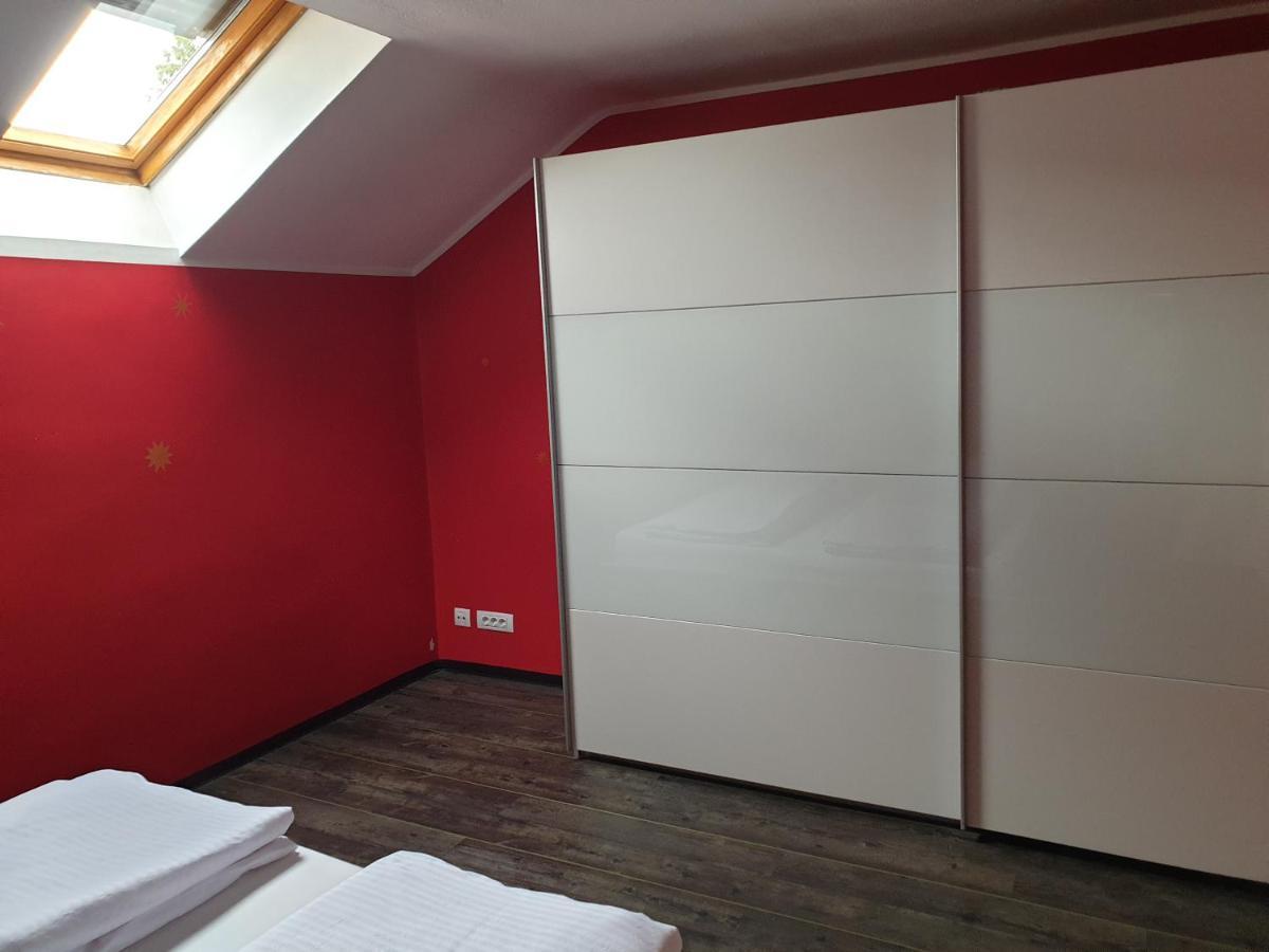 Hisa Bizjak Kranj Exterior foto